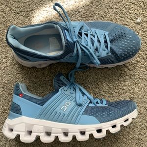 On Cloudswift Women’s Running Shoes - Size 7.5 - Like New!
